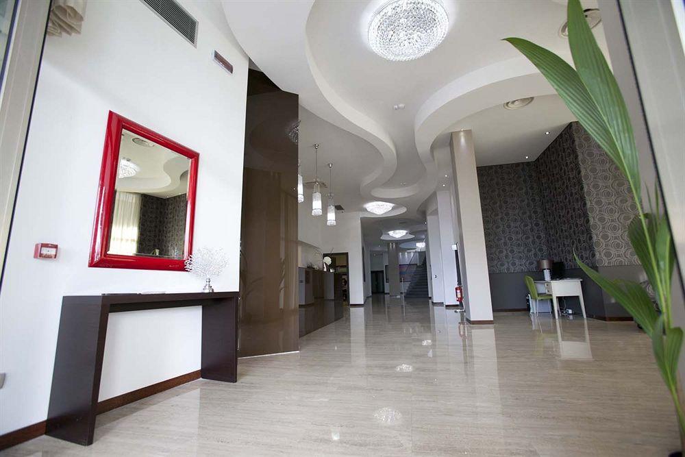 Rolling Hotel คาโซริอา ภายนอก รูปภาพ