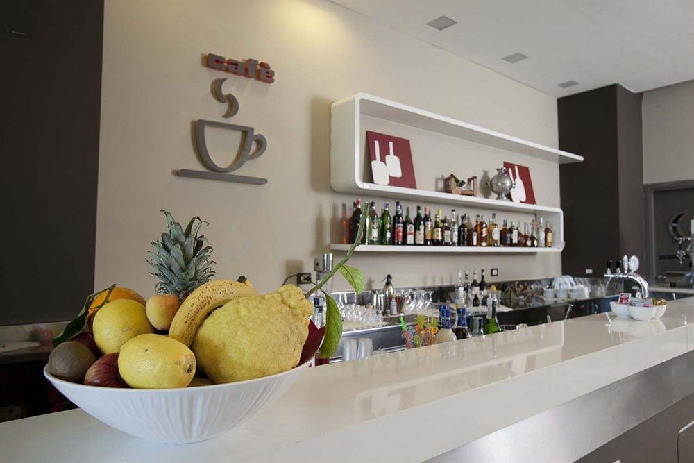 Rolling Hotel คาโซริอา ภายนอก รูปภาพ