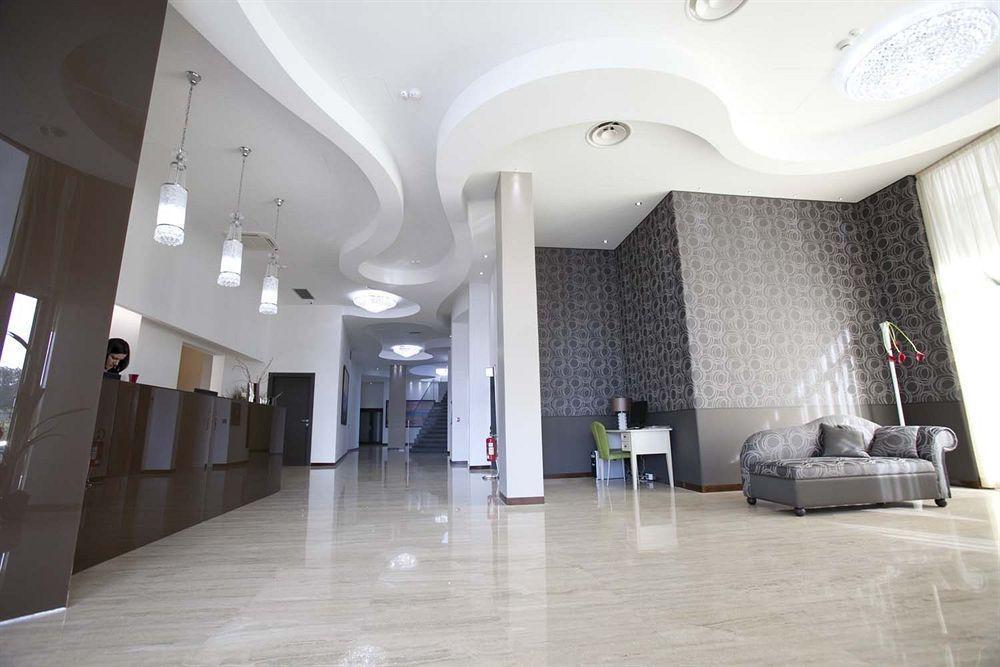 Rolling Hotel คาโซริอา ภายนอก รูปภาพ