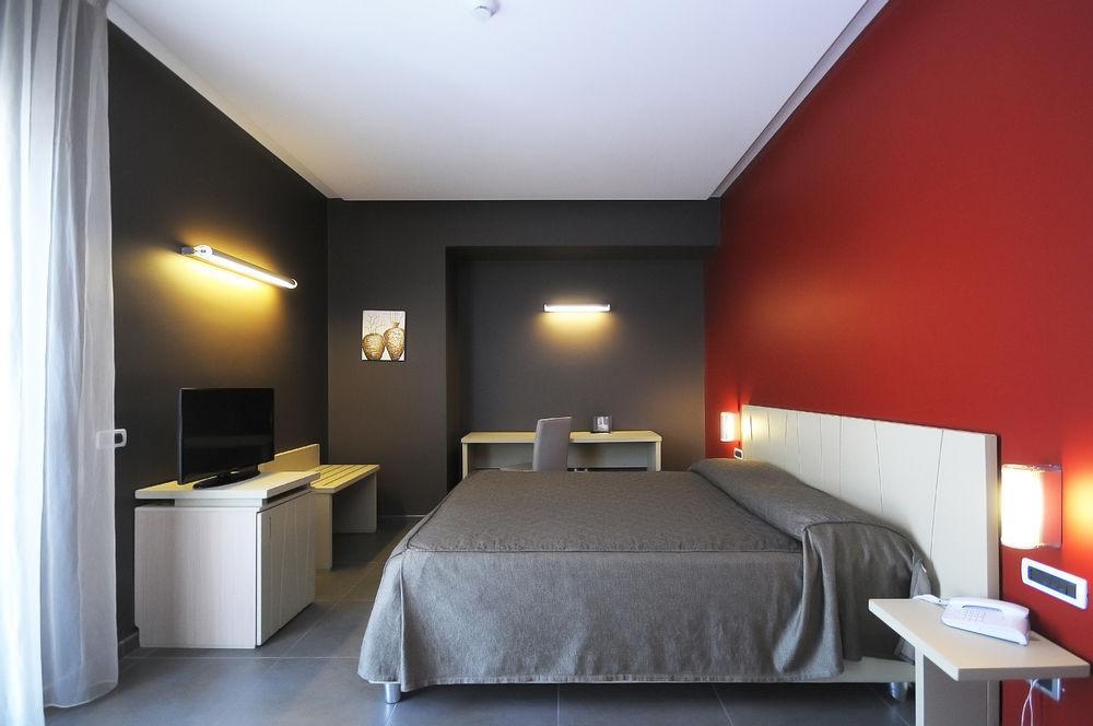 Rolling Hotel คาโซริอา ภายนอก รูปภาพ
